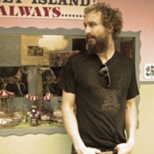 Phosphorescent